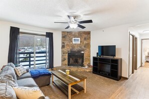 Smart TV, fireplace - Lodge beside Timberline Mountain's chairlift at Slopeside C204! (Canaan Valley)