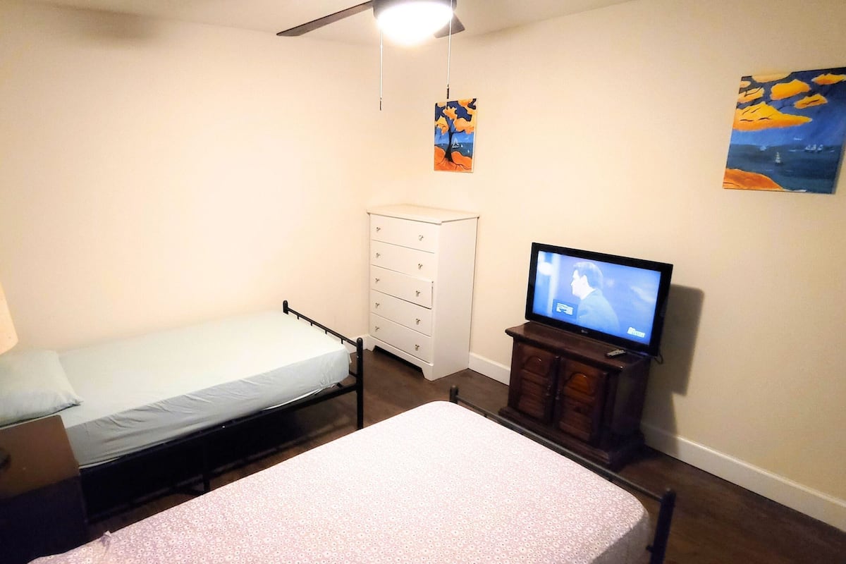 Iron/ironing board, rollaway beds, free WiFi, bed sheets