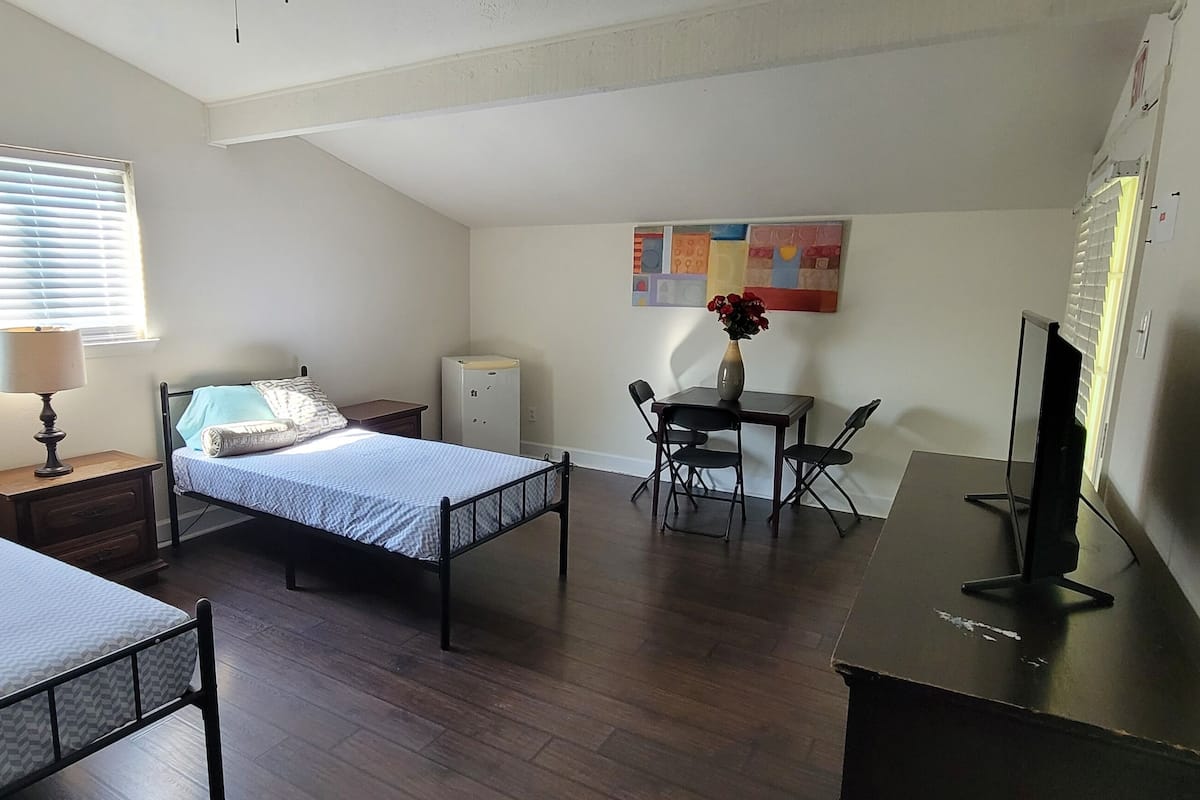 Iron/ironing board, rollaway beds, free WiFi, bed sheets
