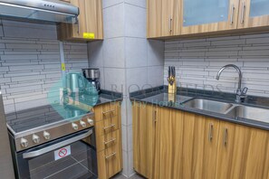 Private kitchen - Bloomfields Superior1BR Ajwan Soul Beach (Abu Dhabi)