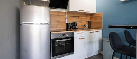 Microwave, oven, stovetop