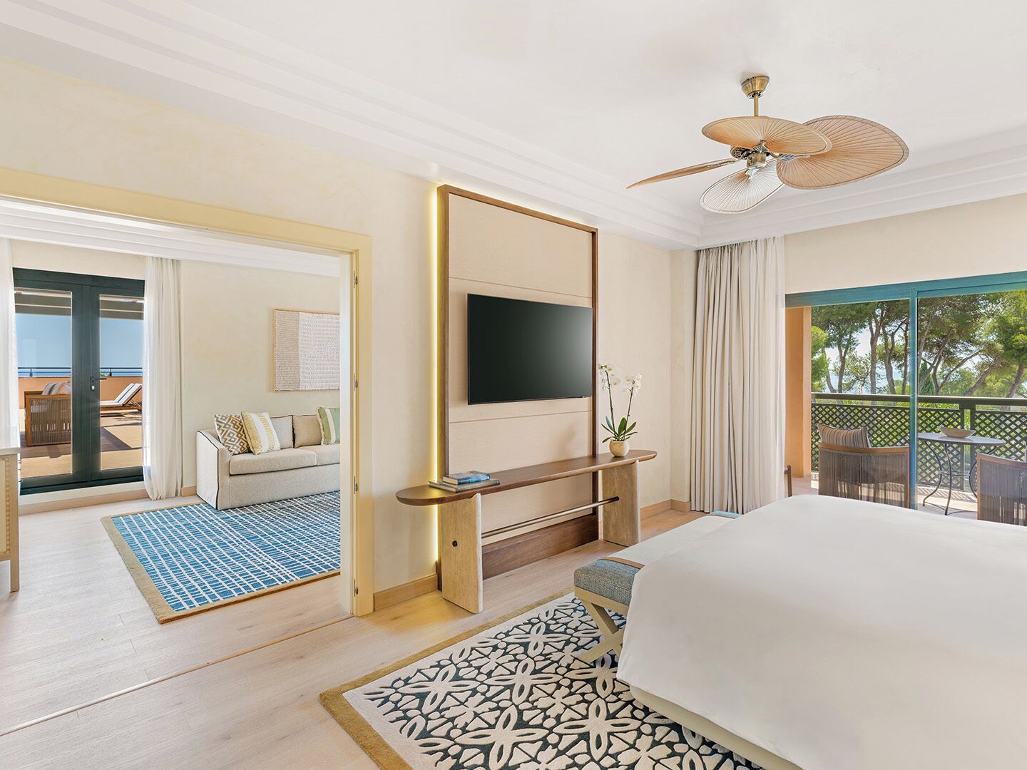 Garden Suite | Roupas de cama antialérgicas, frigobar, escrivaninha