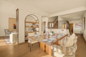 Suite (Marbella) | Spisestue