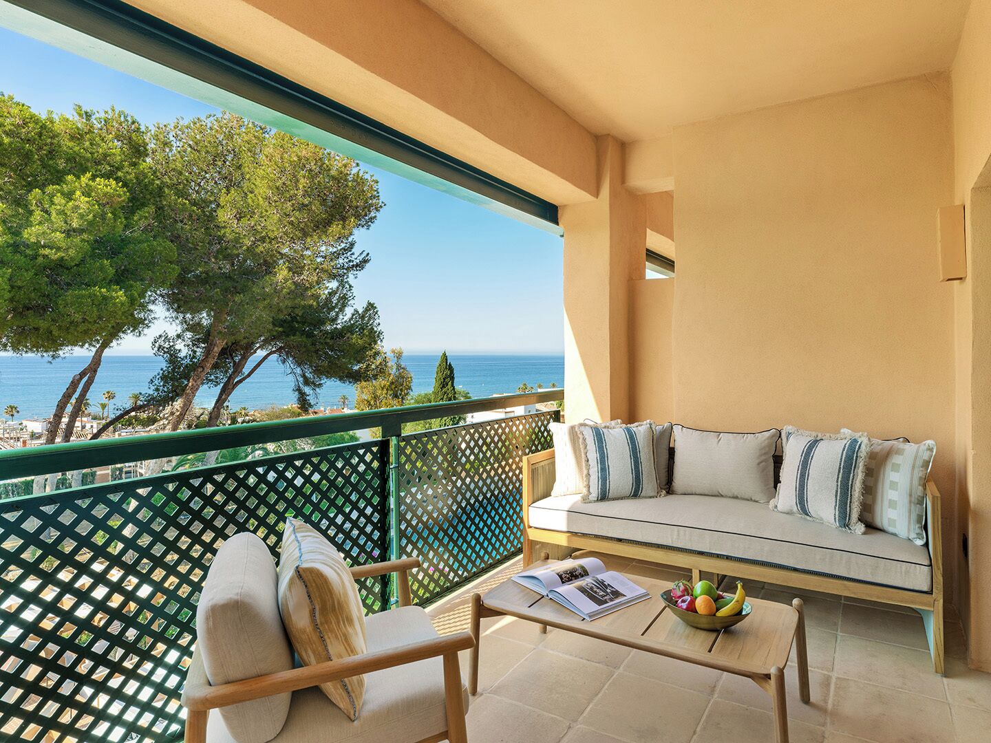 Suite junior, vistas al mar | Balcón