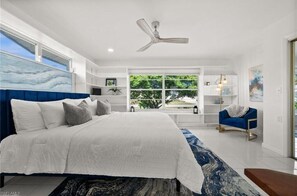 2 bedrooms, desk, iron/ironing board, free WiFi