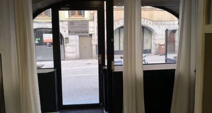 Street duplex downtown Grenoble