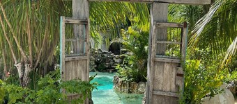 Charming 1- bedroom house with WiFi and AC in Francisco Uh May