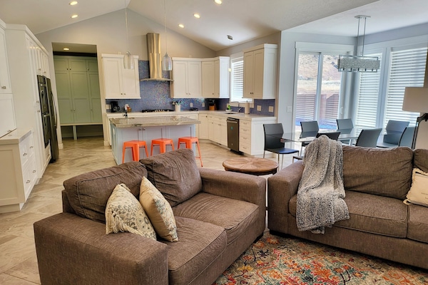 Smart-TV, Kamin, BĂŒcher