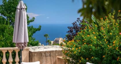 Villa at the gates of Monaco - Sea view - Private swimming pool - Ideal for families&groups