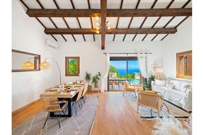 Dining - Villa at the gates of Monaco - Sea view - Private swimming pool - Ideal for families&groups (Monaco)