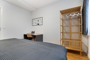 Apartament familiar | 1 dormitori, escriptori, habitacions insonoritzades i wifi gratuïta