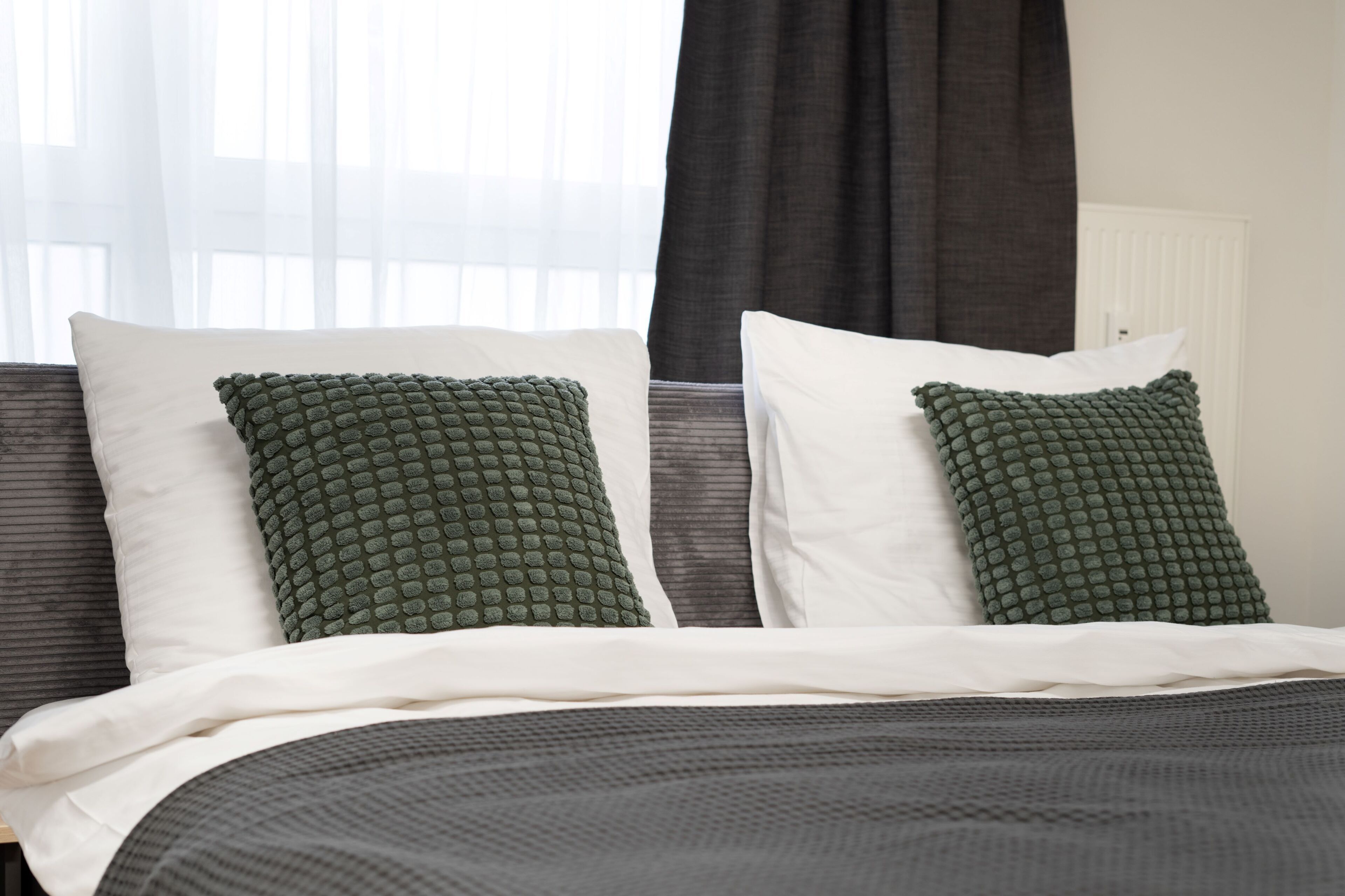 Familjelägenhet - 1 sovrum - balkong | Skrivbord, ljudisolering, gratis wi-fi och sängkläder