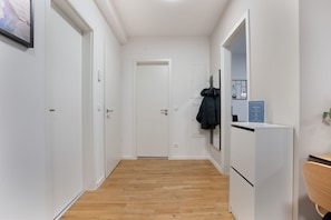 Apartament familiar | 1 dormitori, escriptori, habitacions insonoritzades i wifi gratuïta
