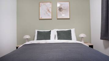 Familienapartment | Schreibtisch, schallisolierte Zimmer, kostenloses WLAN, Bettwäsche