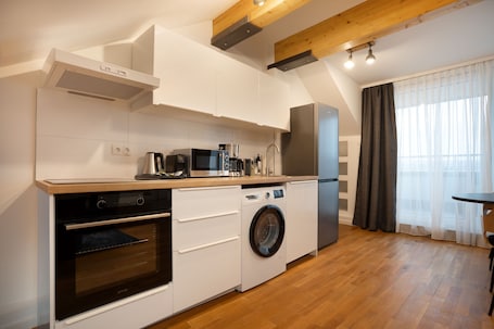 Family Apartment, 1 Bedroom, Balcony | Desk, soundproofing, free WiFi, bed sheets