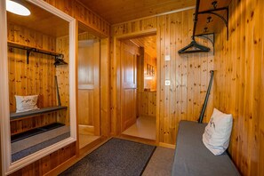 ベーシック アパートメント | 内装