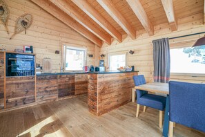 Dining - Chalet T'alpa (Bettmeralp)