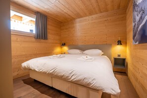 Basic Apartment | 3 bedrooms, laptop workspace, bed sheets - Chalet Onno Henny (Bettmeralp)