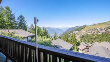 Basic Chalet | Property grounds