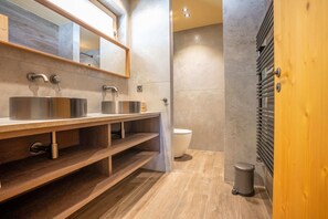 Basic Apartment (Chalet Onno Henny) | Bathroom