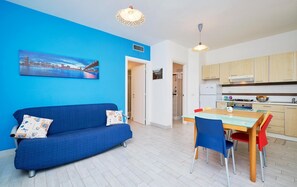 Interior - Ibiscus-Iblee, holiday home with garden 100 mt from the sea (Marina di Ragusa)