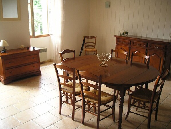 تناول الطعام