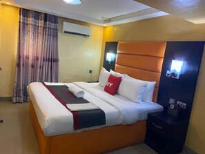 Executive Room, City View