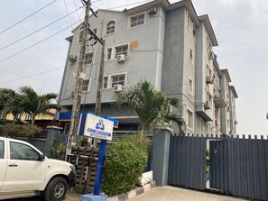 Front of property - Aotel Hotels & Suites (Ojota) (Lagos)