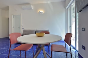 Dining - The Bell Tower Clock with panoramic views (Minori)