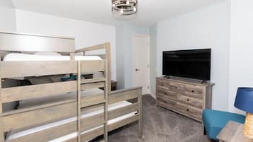 2 camere, una scrivania, Wi-Fi gratuito, lenzuola