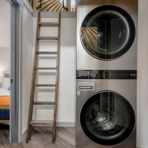 3 bedrooms, iron/ironing board, travel crib, WiFi