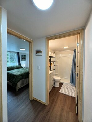 2 Schlafzimmer, Reisekinderbett, WLAN, Bettwäsche