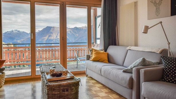 Basic Apartment | Living area | TV - Casa Arturo 412 (Riederalp)