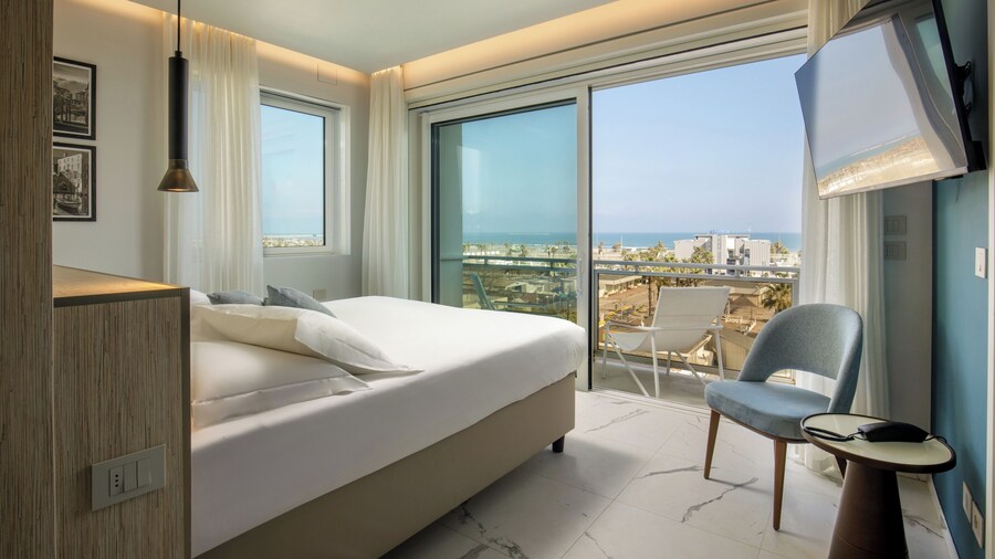 Ambasciatori Suite Hotel