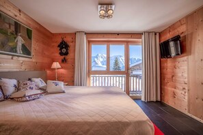 Basic Apartment | 3 bedrooms, laptop workspace, bed sheets - Caspar Penthouse (Riederalp)
