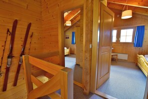 Basic Chalet | Interior