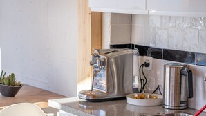 Basic Chalet | Private kitchen | Cookware/dishes/utensils - Chalet Elsa (Riederalp)