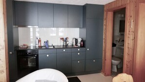 Basic Apartment (Chalet Lieke Parterre) | Interior - Chalet Lieke (Riederalp)