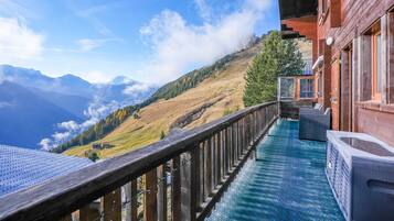 Basic Chalet | Property grounds