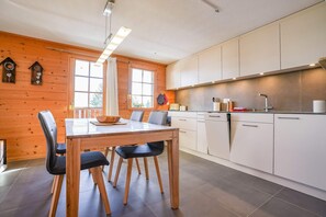 Dining - Chumma 22 (Riederalp)