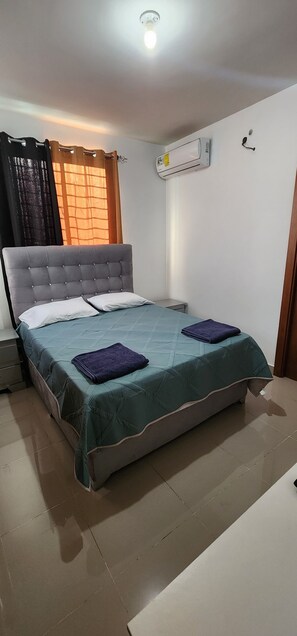 3 bedrooms, WiFi, bed sheets