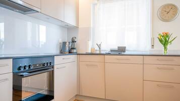Departamento básico | Cocina privada | Utensilios de cocina