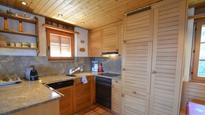 Basic-Apartment | Eigene Küche