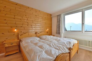 1 bedroom, laptop workspace, bed sheets - Waldesrand (Riederalp)