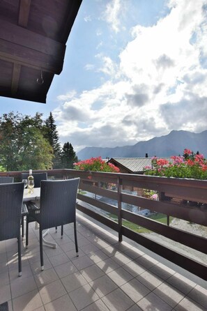 Basic Apartment (Waldesrand Matterhorn) | Outdoor dining - Waldesrand Matterhorn (Riederalp)