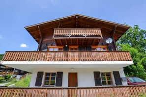 Basic Apartment (Chalet Castellani Apartment) | Bahagian luar