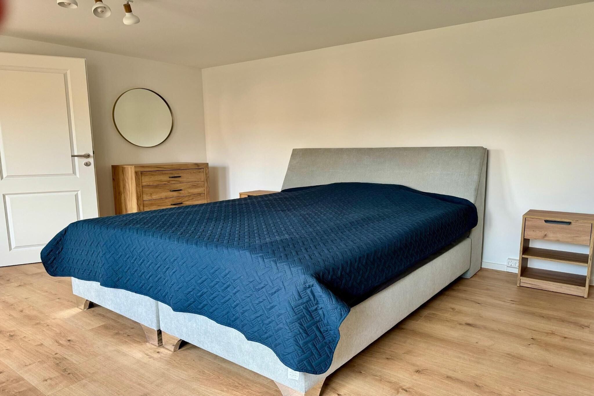 2 bedrooms, WiFi (free)