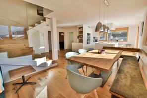Basic Apartment | Dining - Milachra Penthouse (Fiesch)