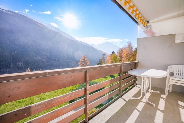 شقة بتجهيزات أساسية | المنطقة المحيطة بالمنشأة