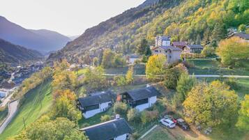 Basic Chalet | Exterior